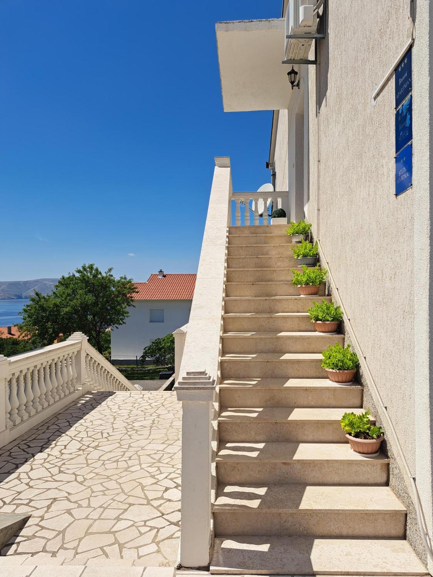 Guest House Angela เซนญ์ ภายนอก รูปภาพ